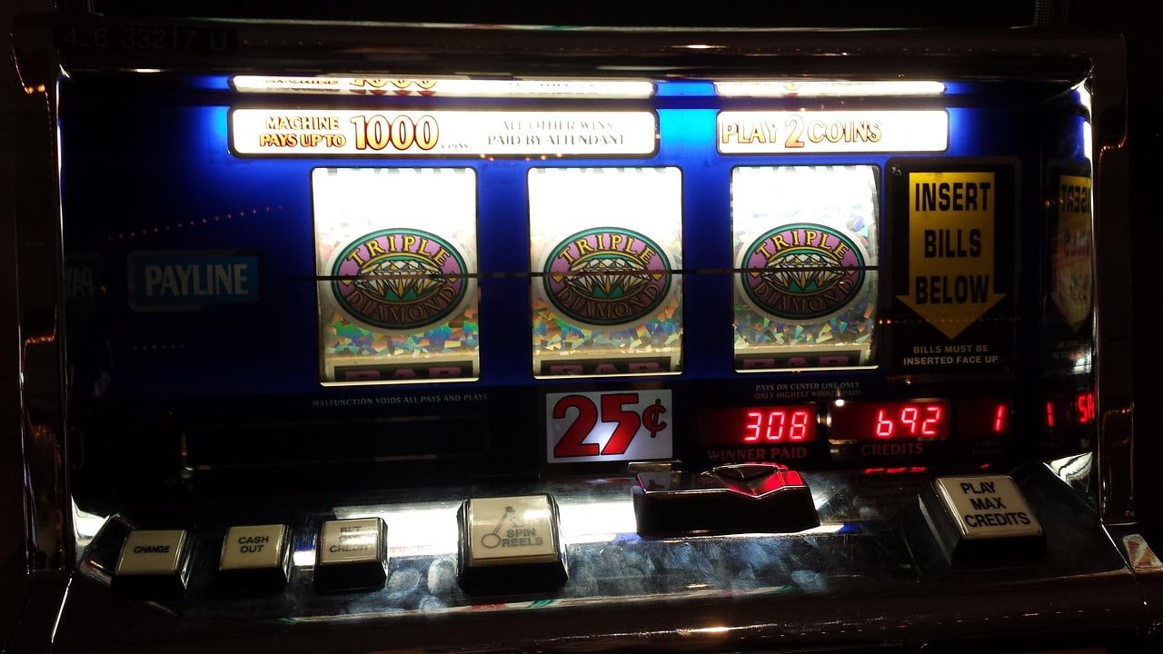 gt777 platform hero banner showing sports and casino games for Philippines players